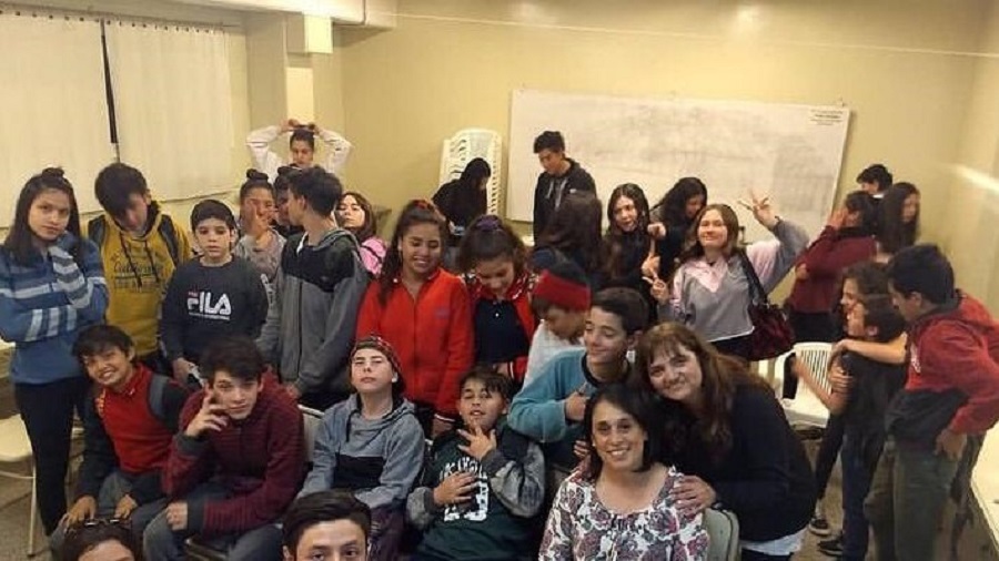 Estudiantes organizados en Mendiolaza archivo