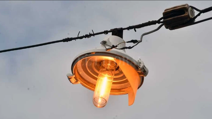 Luces prendidas y apagadas en Mendiolaza