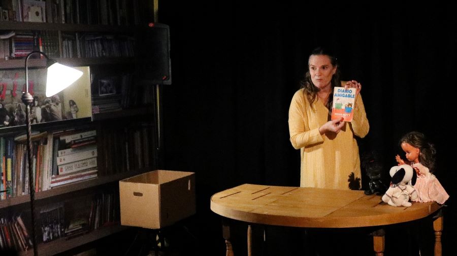 Historia de un exilio narrada desde Mendiolaza. Teatro de objetos