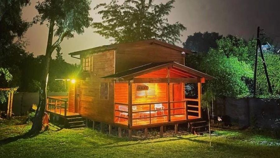 Moto y montaña desde Mendiolaza. Cabaña para alojamiento de los motociclistas