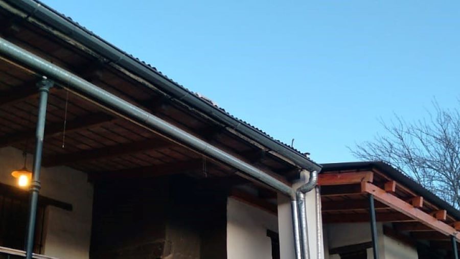 Techo don sistema de cosecha de agua en Mendiolaza