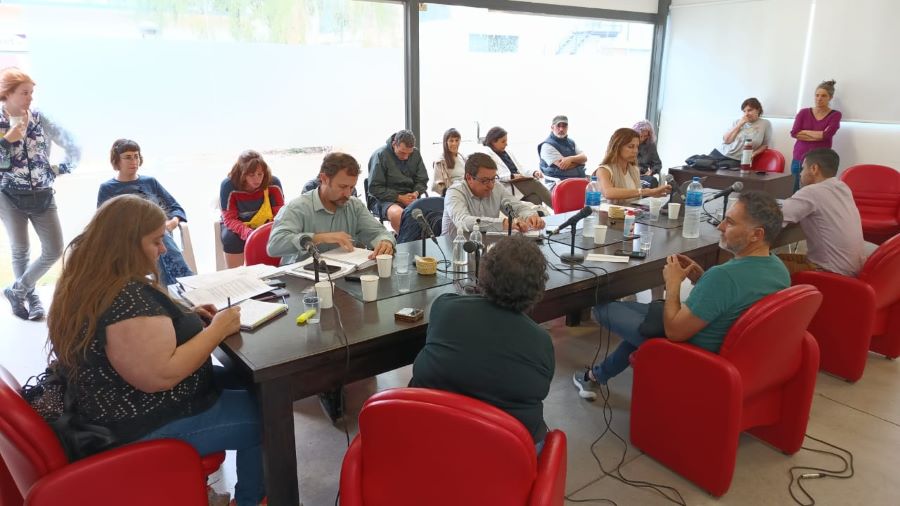 Vecinos en el Concejo Deliberante piden la paralización de los loteos