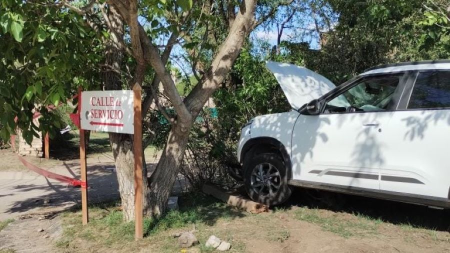 Accidente casual sobre Av. Tissera