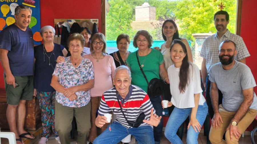 Asistentes al taller de prevención de fraudes informáticos realizado en Sayana