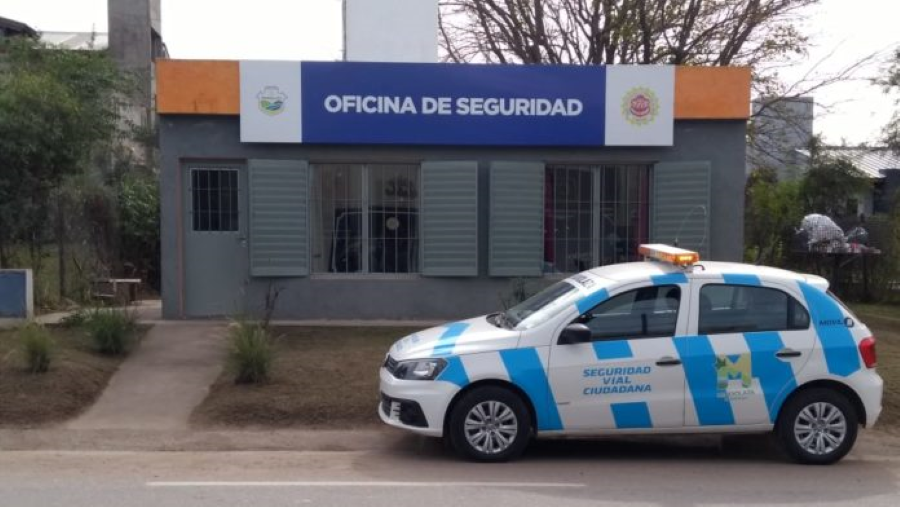 Frente del edificio de seguridad ciudadana en B° El Talar