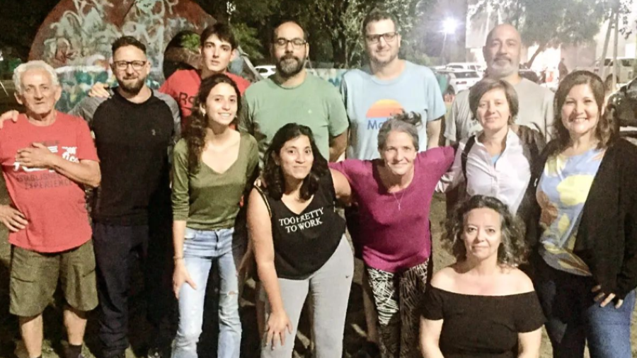 Vecinos y miembros de la nueva comisión vecinal de barrio El Talar