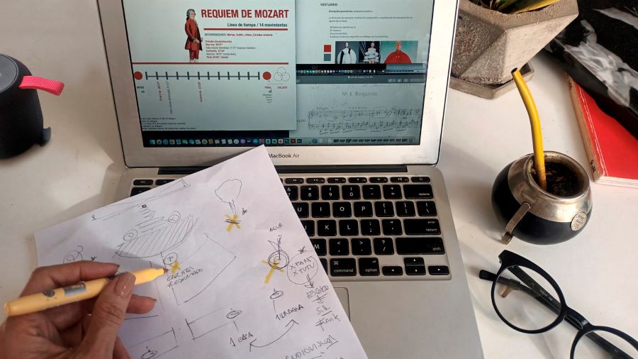 Escena con sello de Mendiolaza