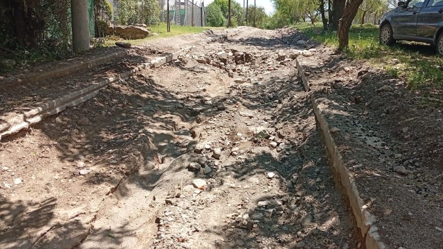 Camino al pavimento en Mendiolaza demendiolaza