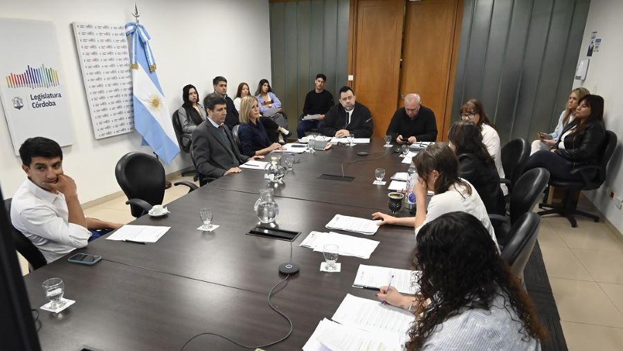 Himno Nacional en lengua de señas en las escuelas cordobesas