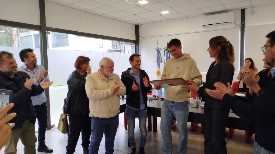 Reconocimiento de Mendiolaza a Federico Jankunas El ciclista ganó el circuito largo de L’Étape Argentina